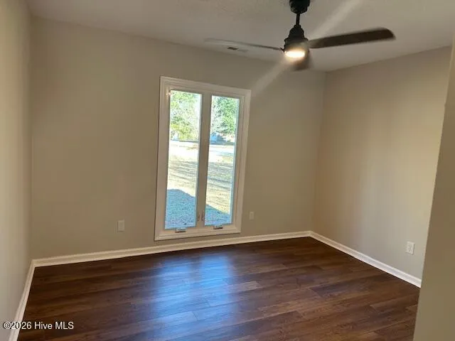 $2,300 | 211 Forest Oaks Drive, New Bern, NC 28562