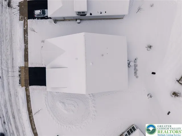 $545,500 | 8071 Schaefer Crest, Breinigsville, PA 18031