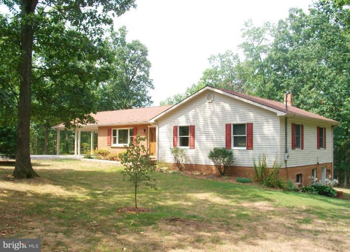 572 Murphy Road Berkeley Springs, WV 25411 - Photo 1 of 30 Exterior (Main)