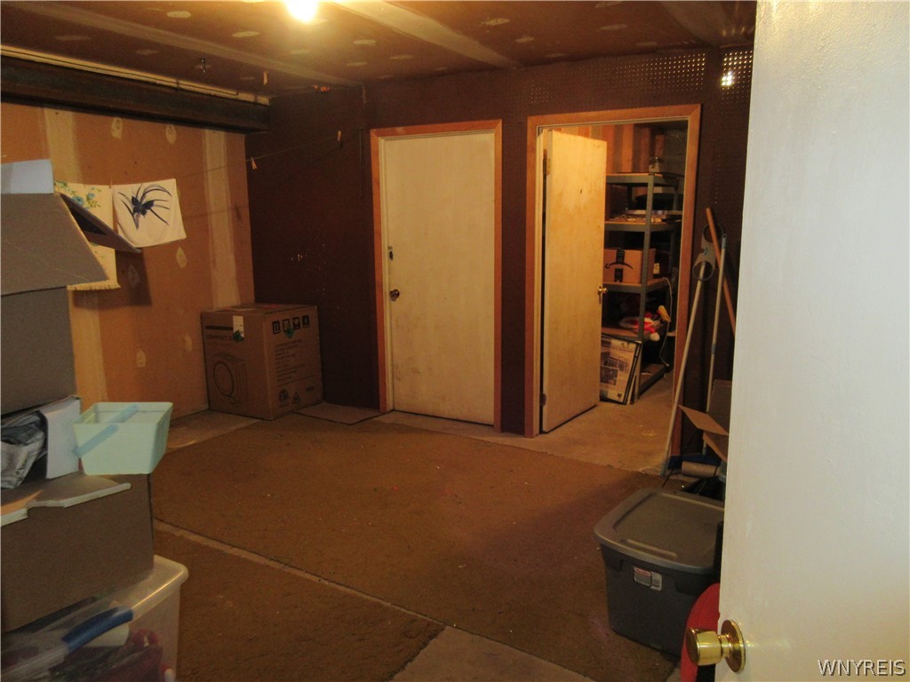 345 South Cayuga Road, Unit A Amherst, NY 14221 - Photo 21 of 24 Garage Level Common Area