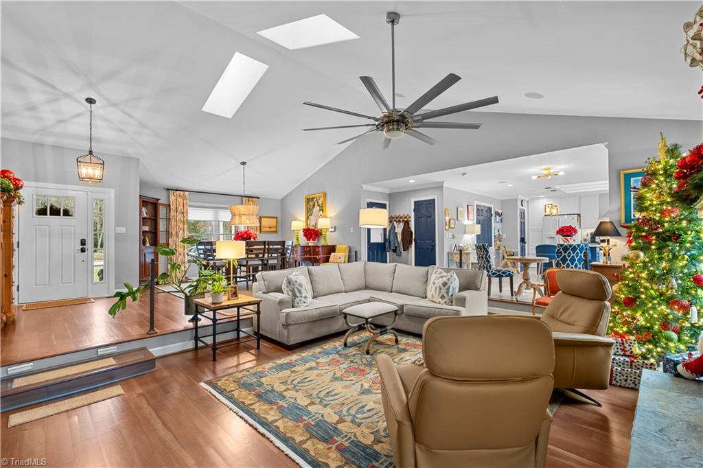 1201 Double Oaks Road Greensboro, NC 27410 - Photo 11 of 40