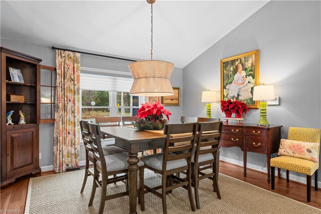 1201 Double Oaks Road Greensboro, NC 27410 - Photo 3 of 40