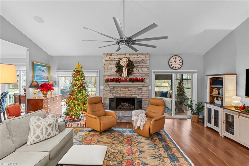 1201 Double Oaks Road Greensboro, NC 27410 - Photo 7 of 40