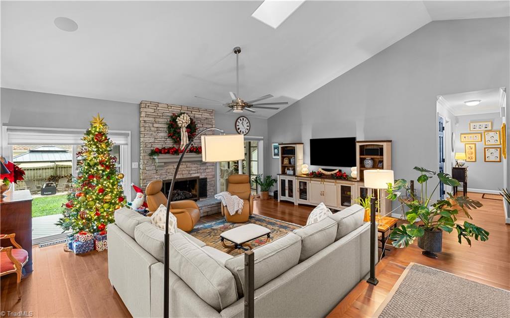 1201 Double Oaks Road Greensboro, NC 27410 - Photo 9 of 40