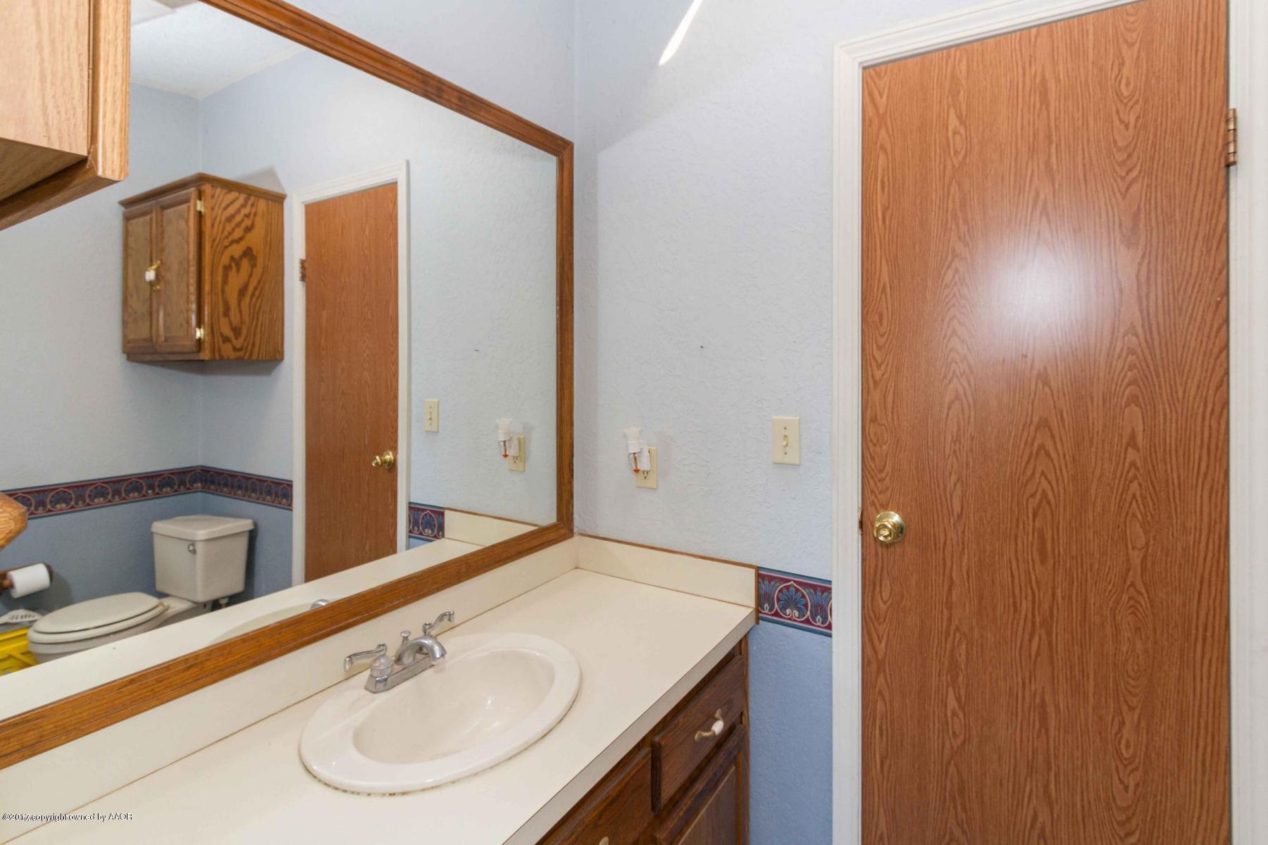 2401 Wheatstraw Road Amarillo, TX 79118 - Photo 26 of 36 2401 Powder Bath