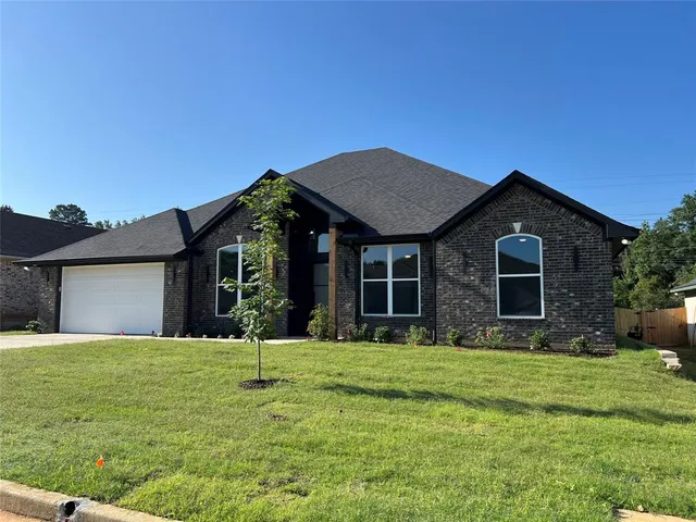 $559,900 | 2510 Windmillln Windmill Lane, Longview, TX 75601