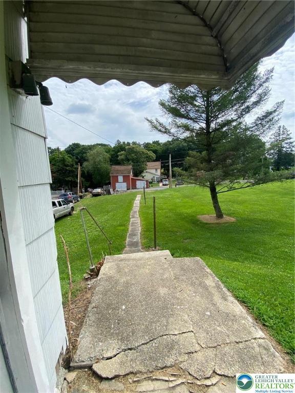 1239 4th Street, Unit DOWNSTAIRS Slatington, PA 18080 - Photo 2 of 9