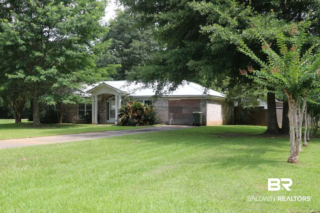 820 West Section Avenue Foley, AL 36535 - Photo 5 of 47 Additional Front View