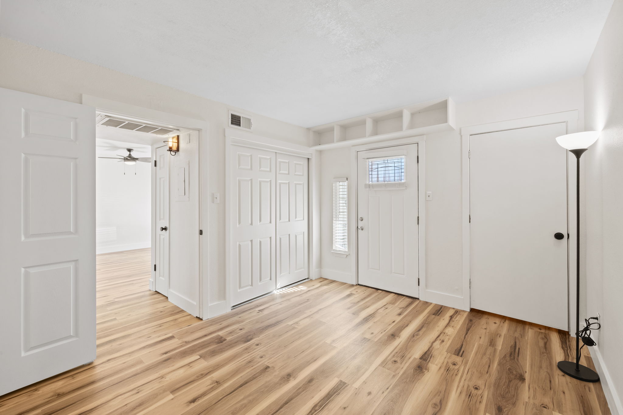 1705 Crossing Place, Unit 117B Austin, TX 78741 - Photo 17 of 33