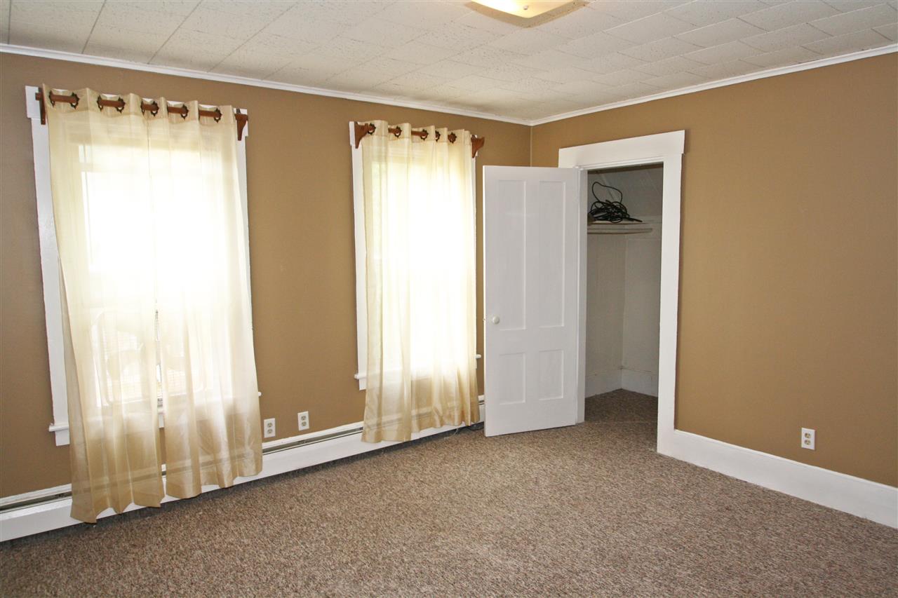116 Charles Street Rochester, NH 03867 - Photo 10 of 33