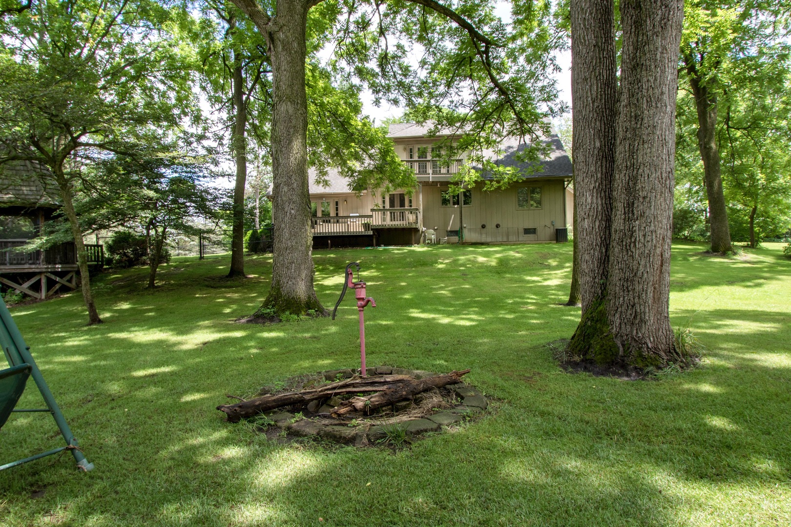 8N382 Corron Road Elgin, IL 60124 - Photo 3 of 25