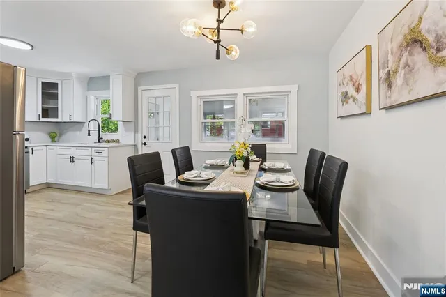 $470,000 | 6 Tamarack Trail, Stockholm, NJ 07460