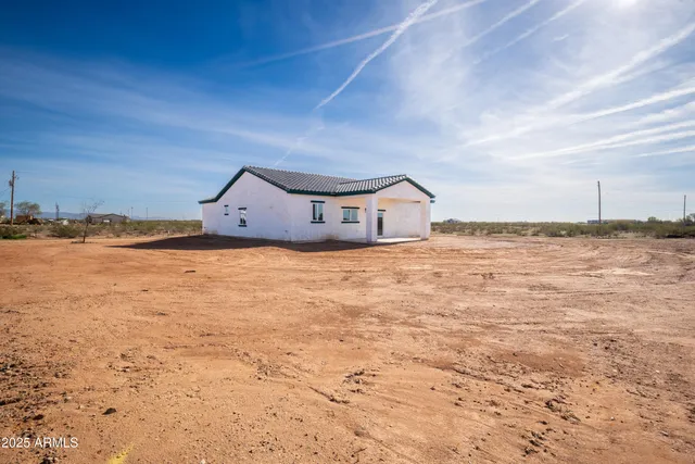 a picture of floor plan