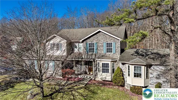 $525,000 | 2 Pinewood Circle, Hazleton, PA 18202