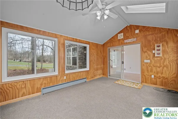 $499,900 | 2 Pinewood Circle, Hazleton, PA 18202