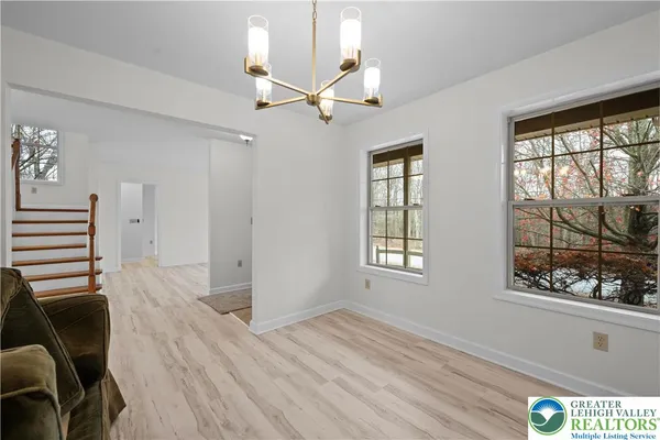 $499,900 | 2 Pinewood Circle, Hazleton, PA 18202