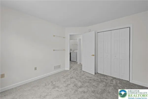 $499,900 | 2 Pinewood Circle, Hazleton, PA 18202