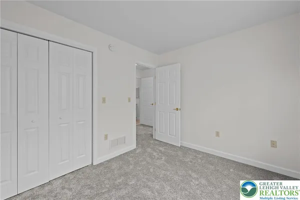 $499,900 | 2 Pinewood Circle, Hazleton, PA 18202