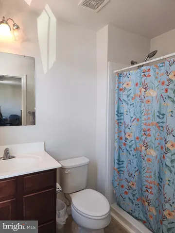 $465,000 | 2211 Sedgwick Drive, Remington, VA 22734