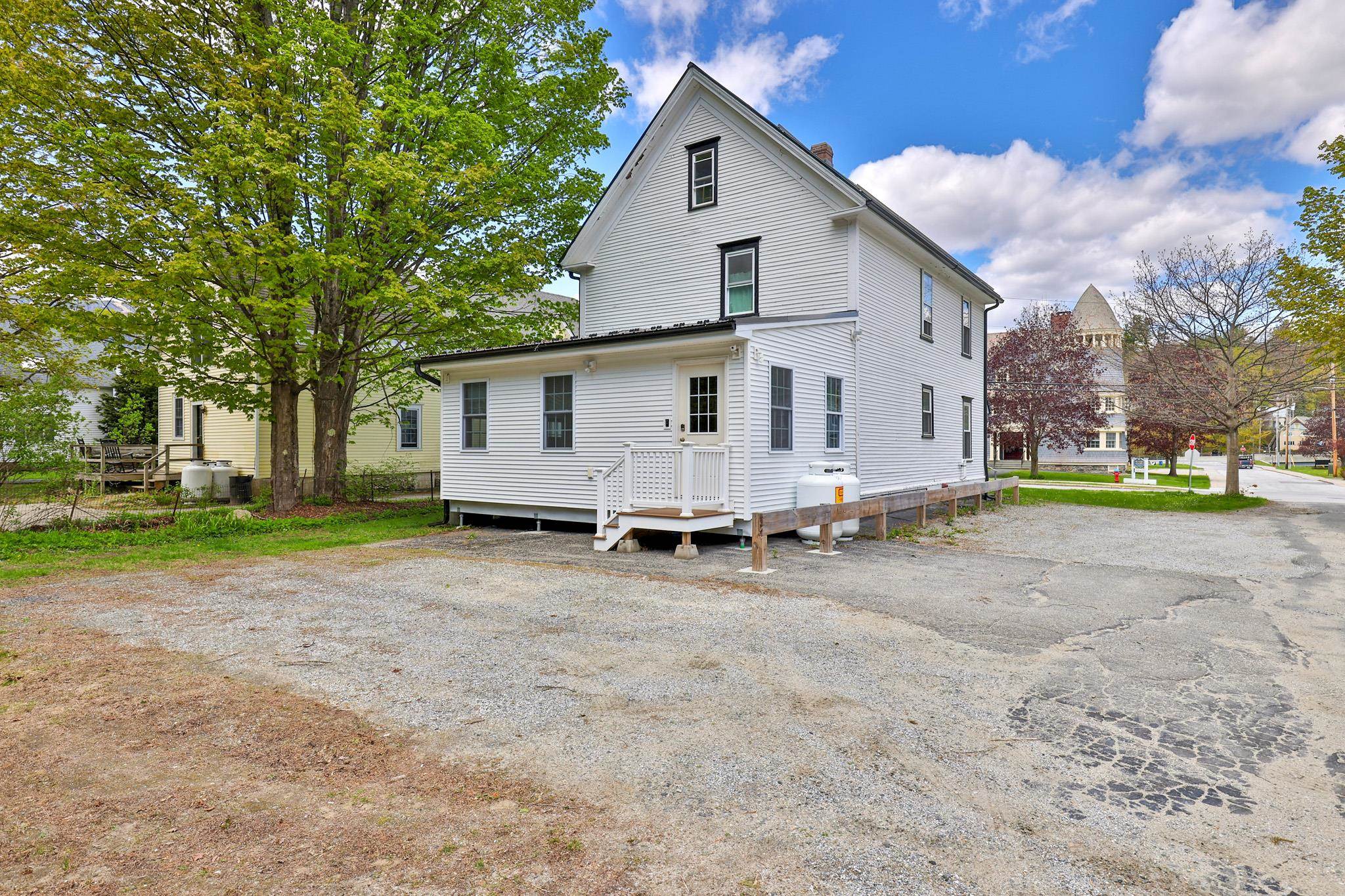 49 Pleasant Street Ludlow, VT 05149 - Photo 2 of 45