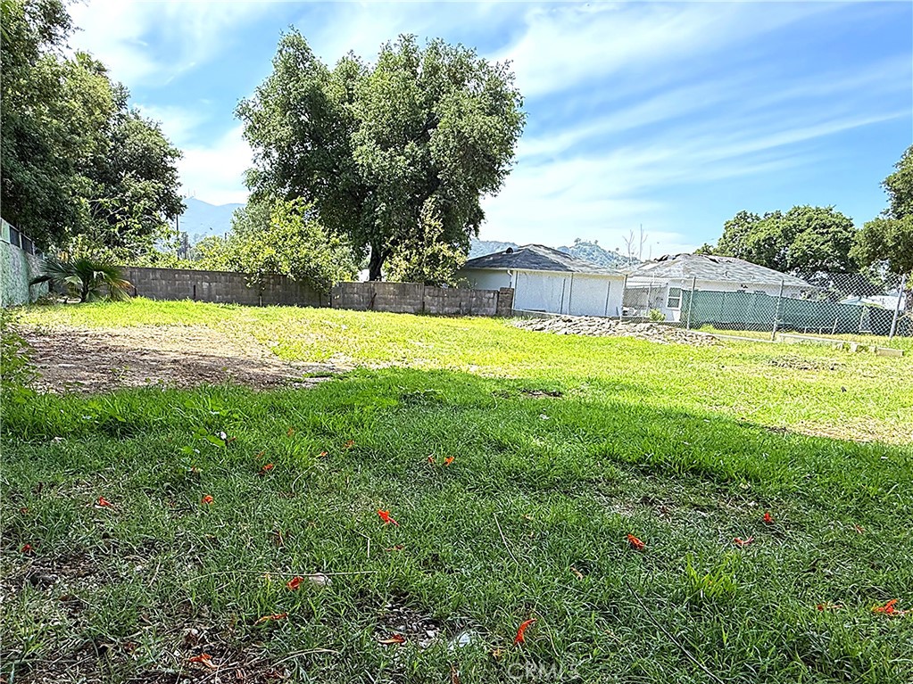 6652 Valmont Street Tujunga, CA 91042 - Photo 5 of 16 a view of an house with backyard and pool