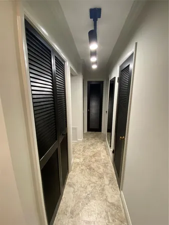 $2,000 | 4040 North Hills Drive, Unit 5, Hollywood, FL 33021