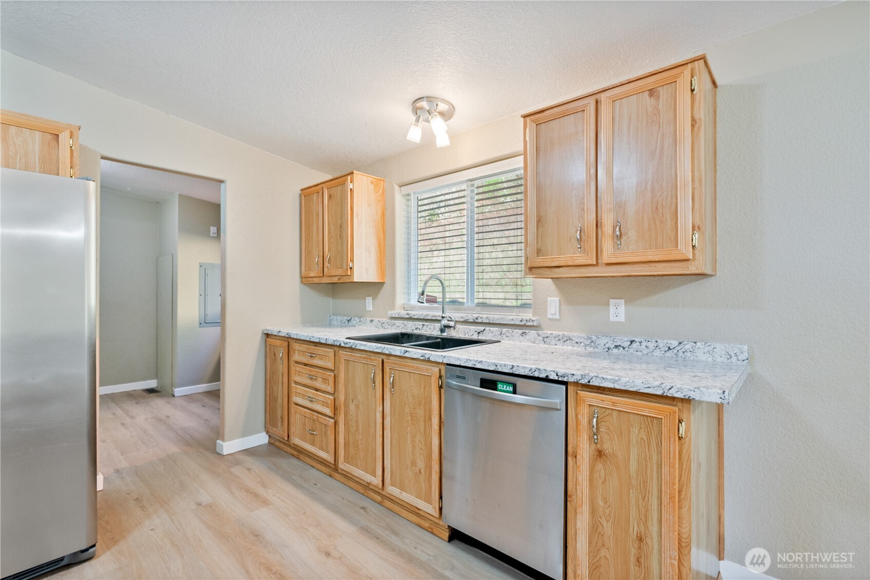 276 Alpenridge Road Kelso, WA 98626 - Photo 11 of 40