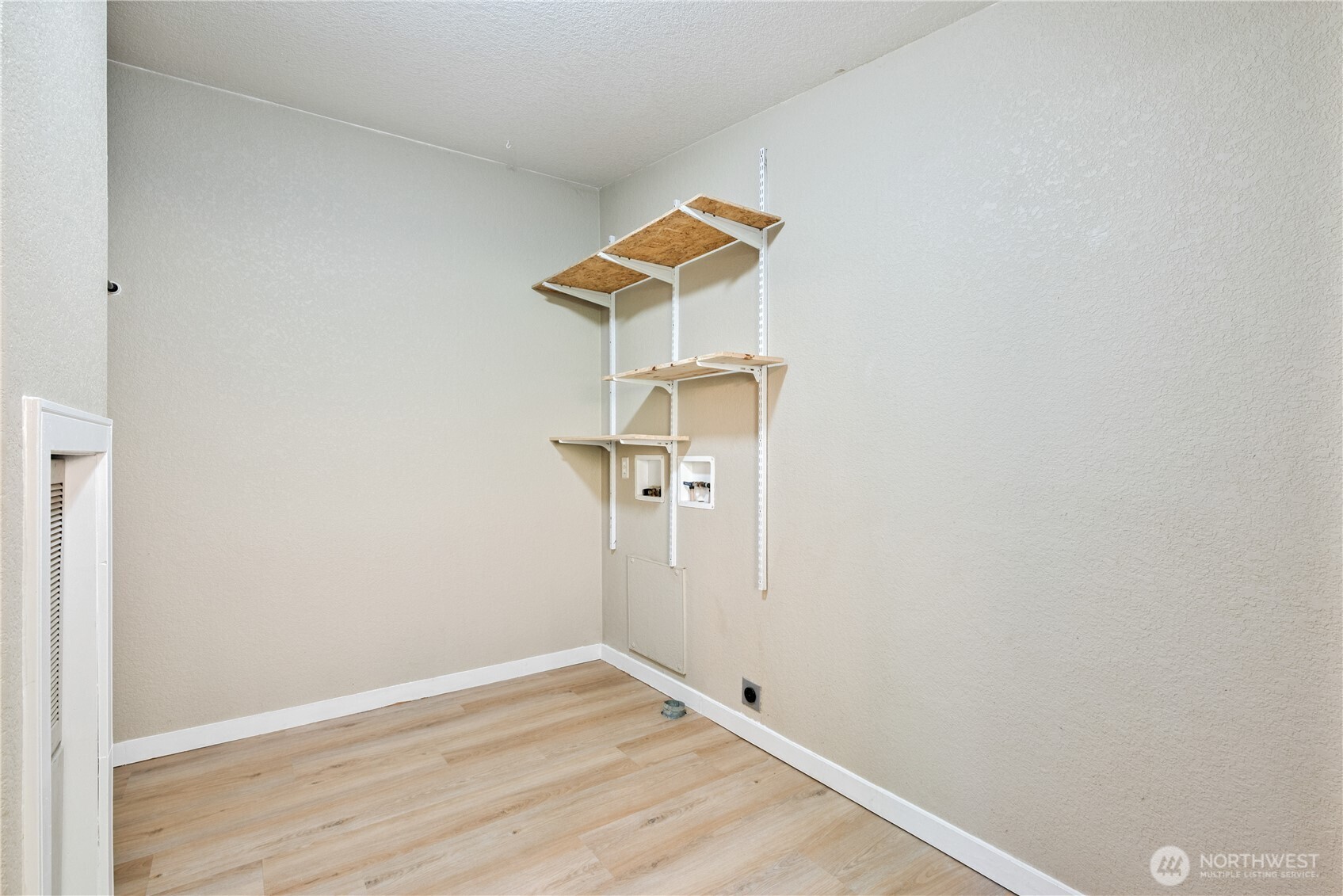 276 Alpenridge Road Kelso, WA 98626 - Photo 13 of 40