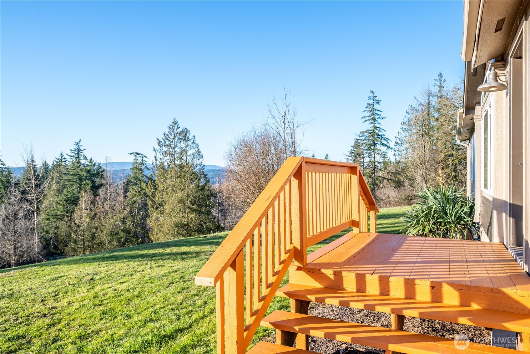 276 Alpenridge Road Kelso, WA 98626 - Photo 3 of 40