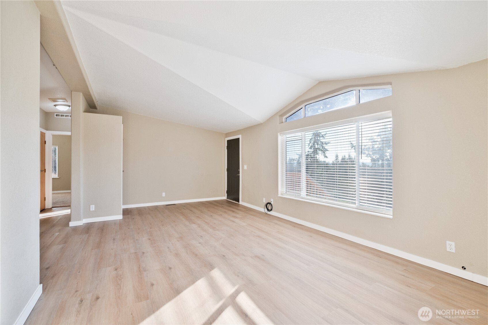 276 Alpenridge Road Kelso, WA 98626 - Photo 7 of 40