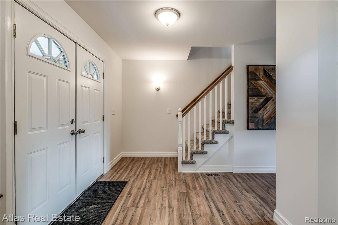 11022 Hegel Road Goodrich, MI 48438 - Photo 56 of 78 Interiors (32 of 55).jpg