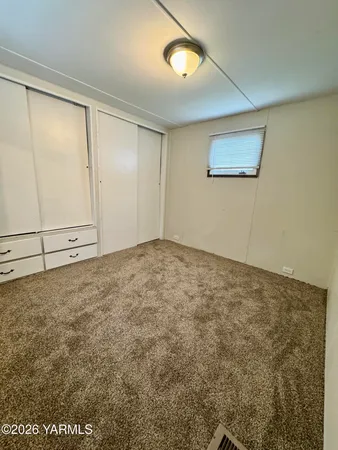 $25,000 | 141 Carolinda Lane, Unit I, Wapato, WA 98951