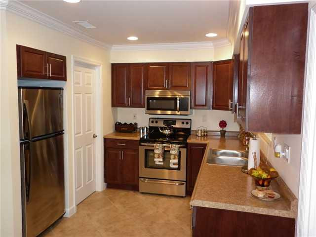 5371 Madison Road Delray Beach, FL 33484 - Photo 6 of 14 Kitchen
