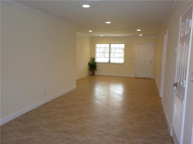 5371 Madison Road Delray Beach, FL 33484 - Photo 9 of 14 Living Room