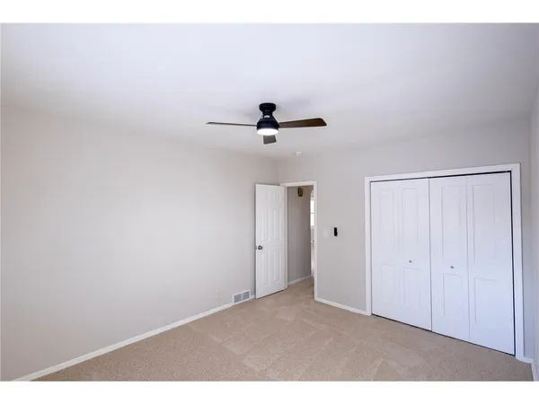 $2,400 | 118 13th Avenue South, South St. Paul, MN 55075