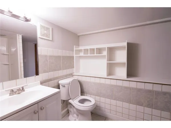 $2,400 | 118 13th Avenue South, South St. Paul, MN 55075