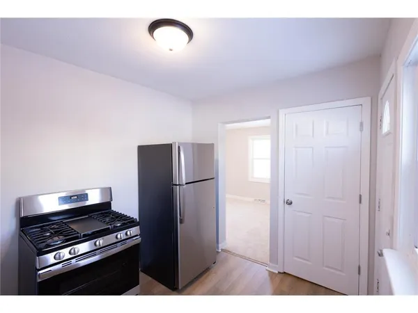 $2,400 | 118 13th Avenue South, South St. Paul, MN 55075