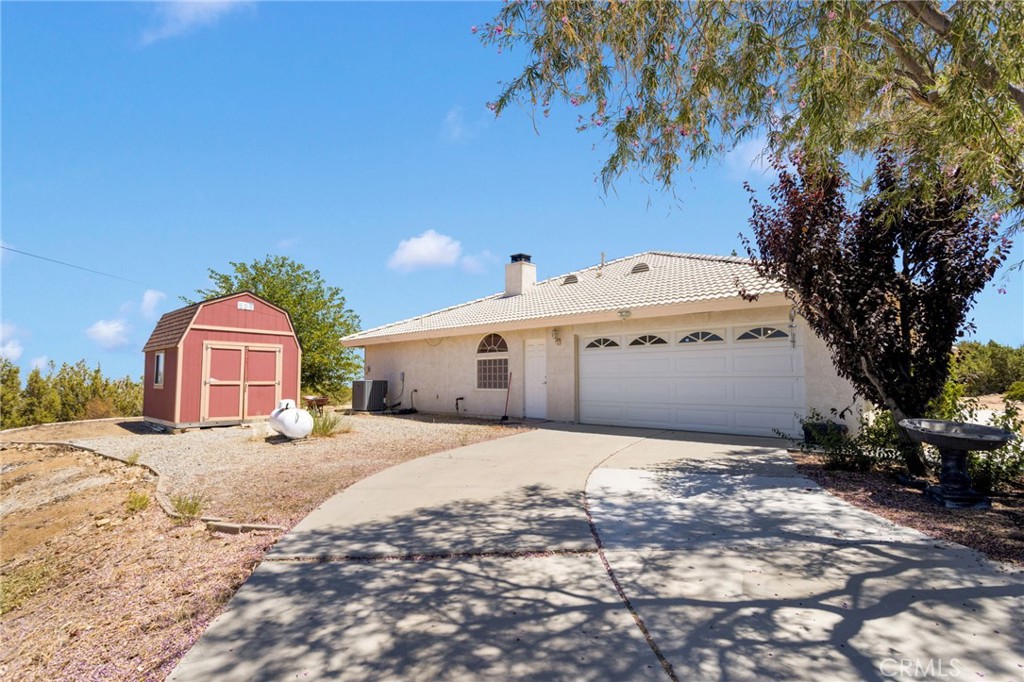 1220 Hollister Road Pinon Hills, CA 92372 - Photo 3 of 49