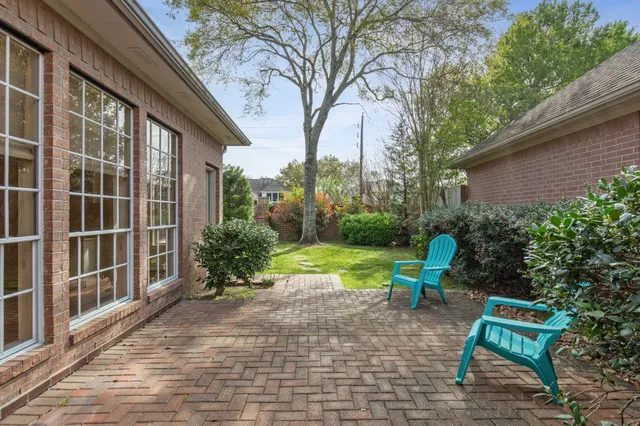 $550,000 | 1327 Mission Chase Drive, Houston, TX 77077