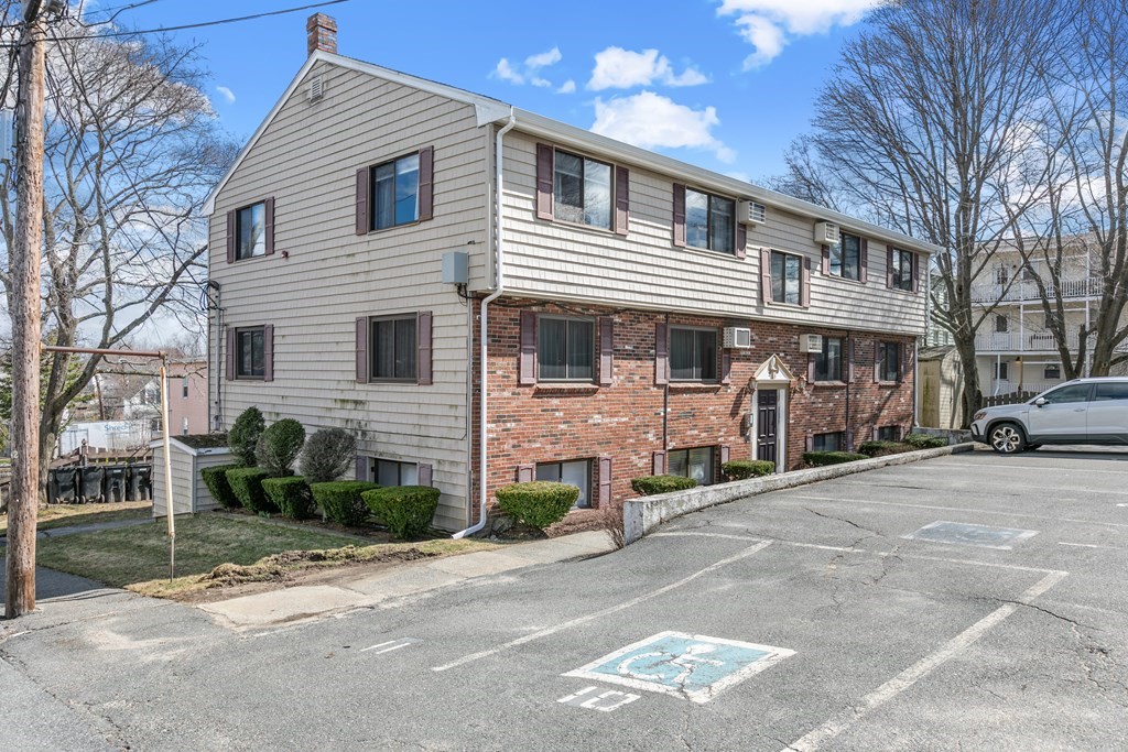 1 Laurent Road, Unit 4 Salem, MA 01970 - Photo 12 of 12 Gallery Image 12