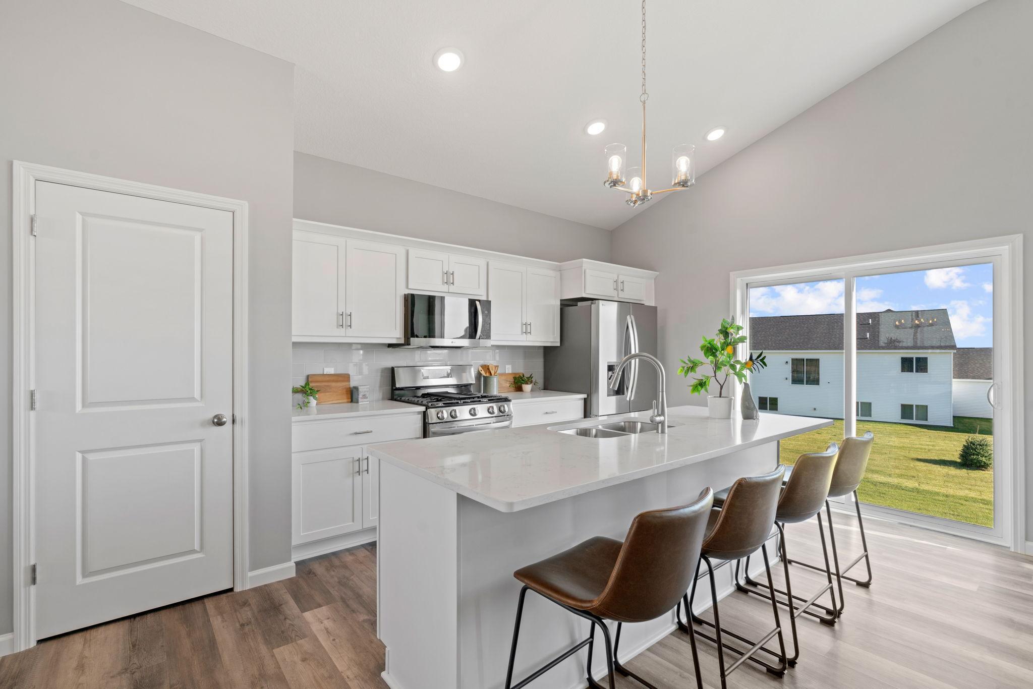 541 Lagrandeur Road Somerset, WI 54025 - Photo 9 of 37