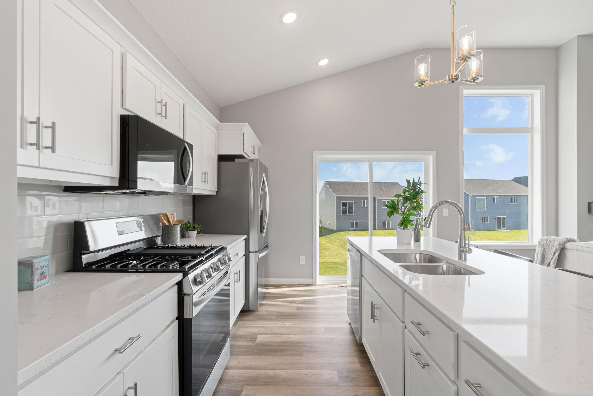 541 Lagrandeur Road Somerset, WI 54025 - Photo 10 of 37