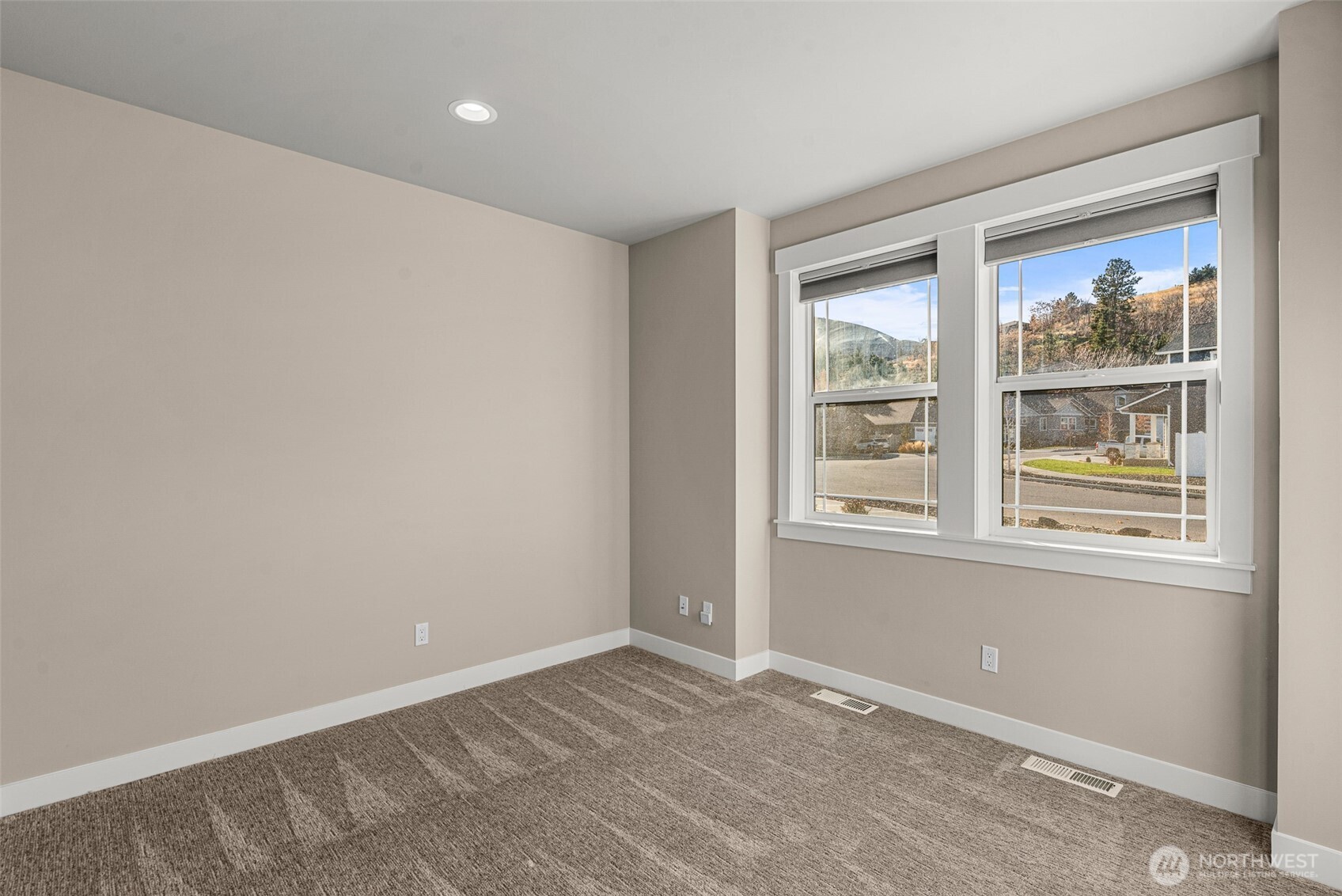 985 Spring Mountain Drive Wenatchee, WA 98801 - Photo 21 of 39