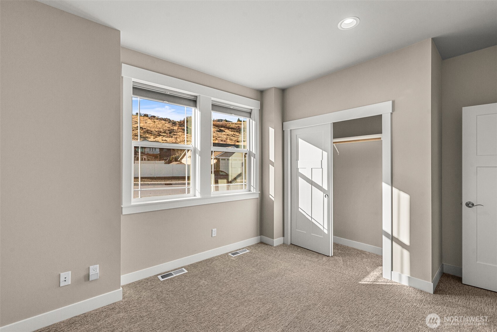 985 Spring Mountain Drive Wenatchee, WA 98801 - Photo 22 of 39