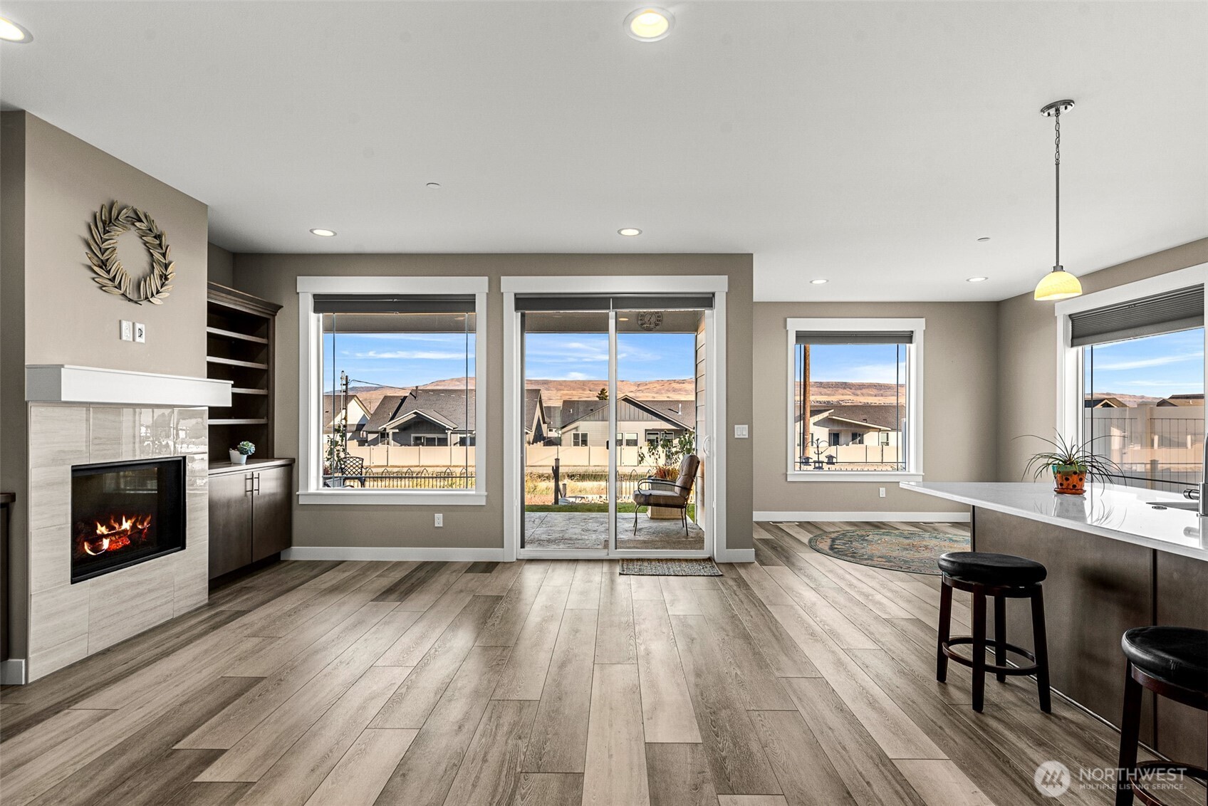 985 Spring Mountain Drive Wenatchee, WA 98801 - Photo 5 of 39