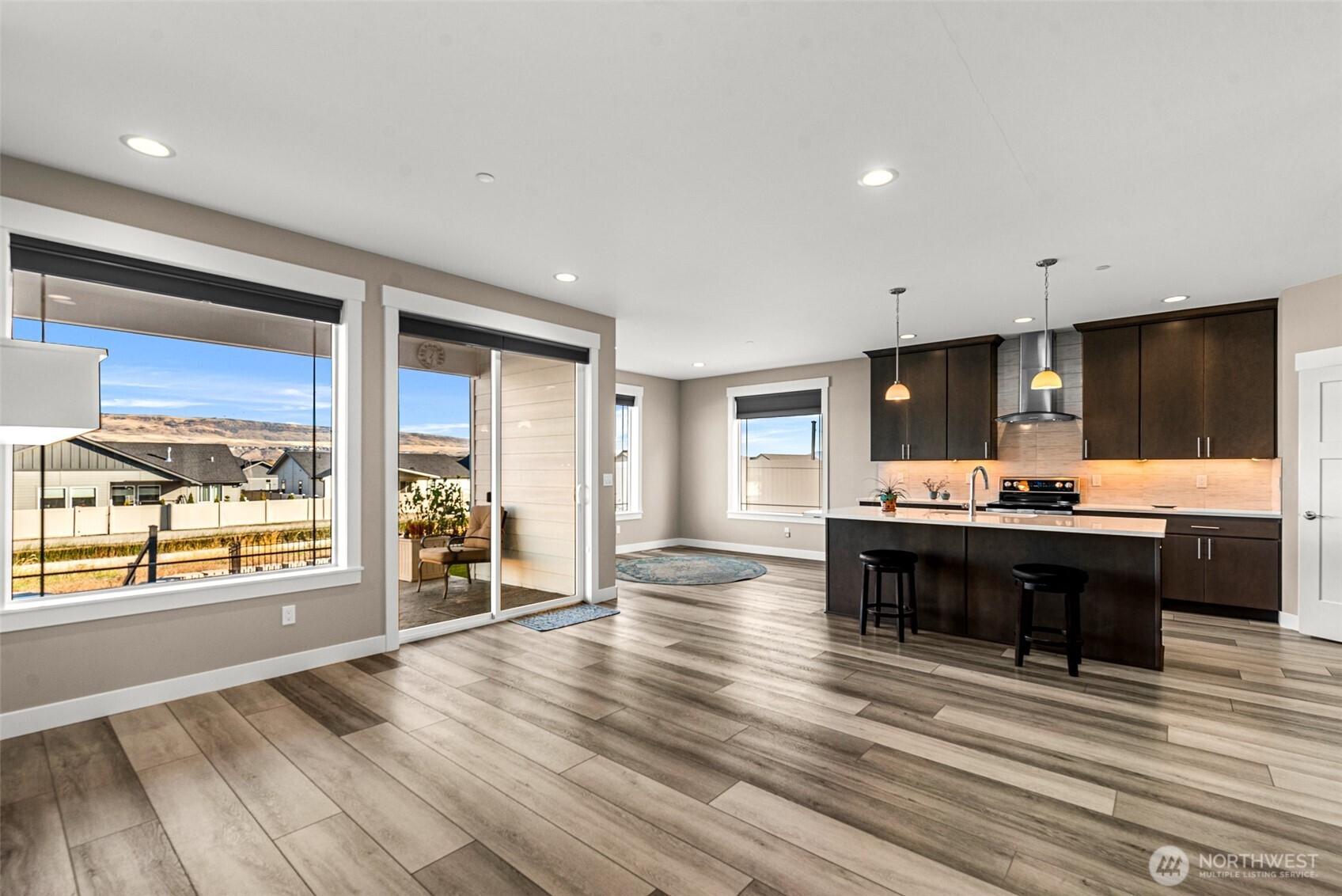 985 Spring Mountain Drive Wenatchee, WA 98801 - Photo 6 of 39