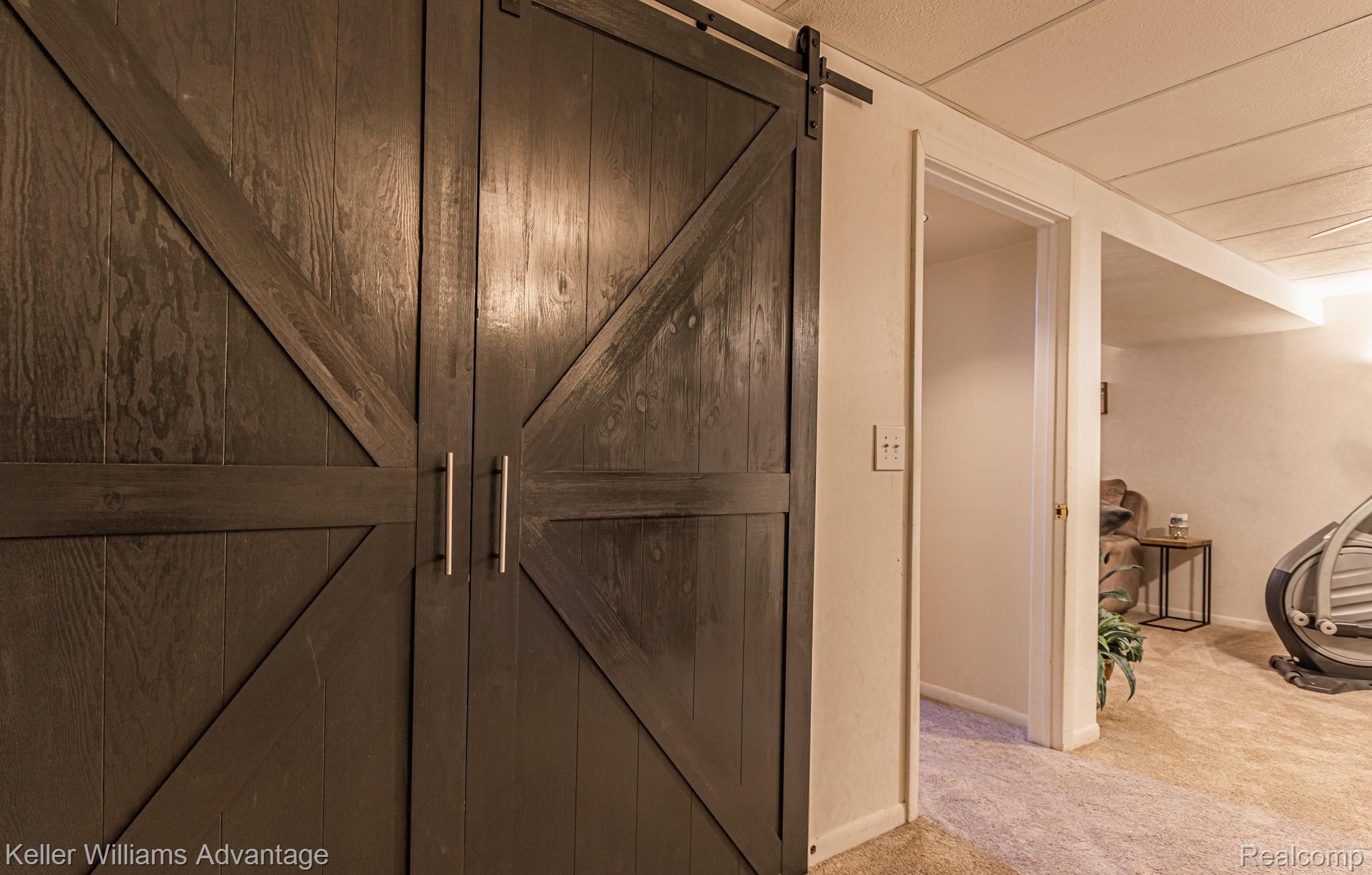 272 Delaware Road Whitmore Lake, MI 48189 - Photo 12 of 46 DELAWARE-18.jpg