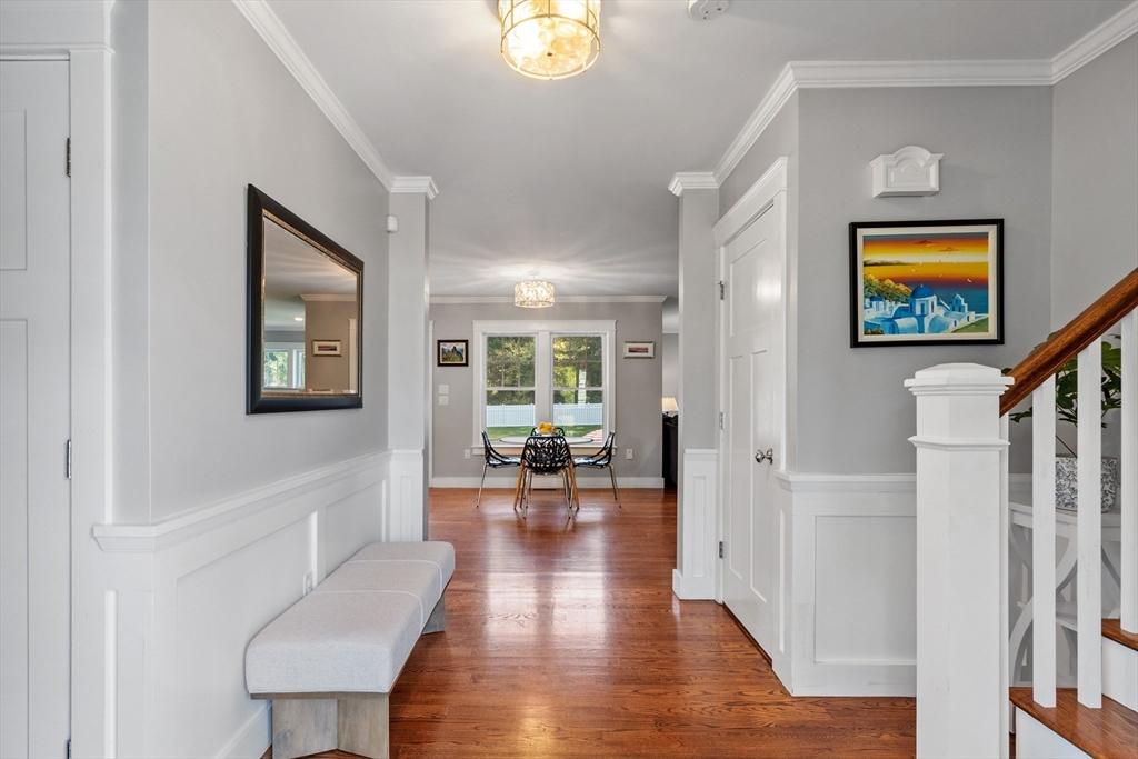 644 Old Bedford Road Concord, MA 01742 - Photo 4 of 25