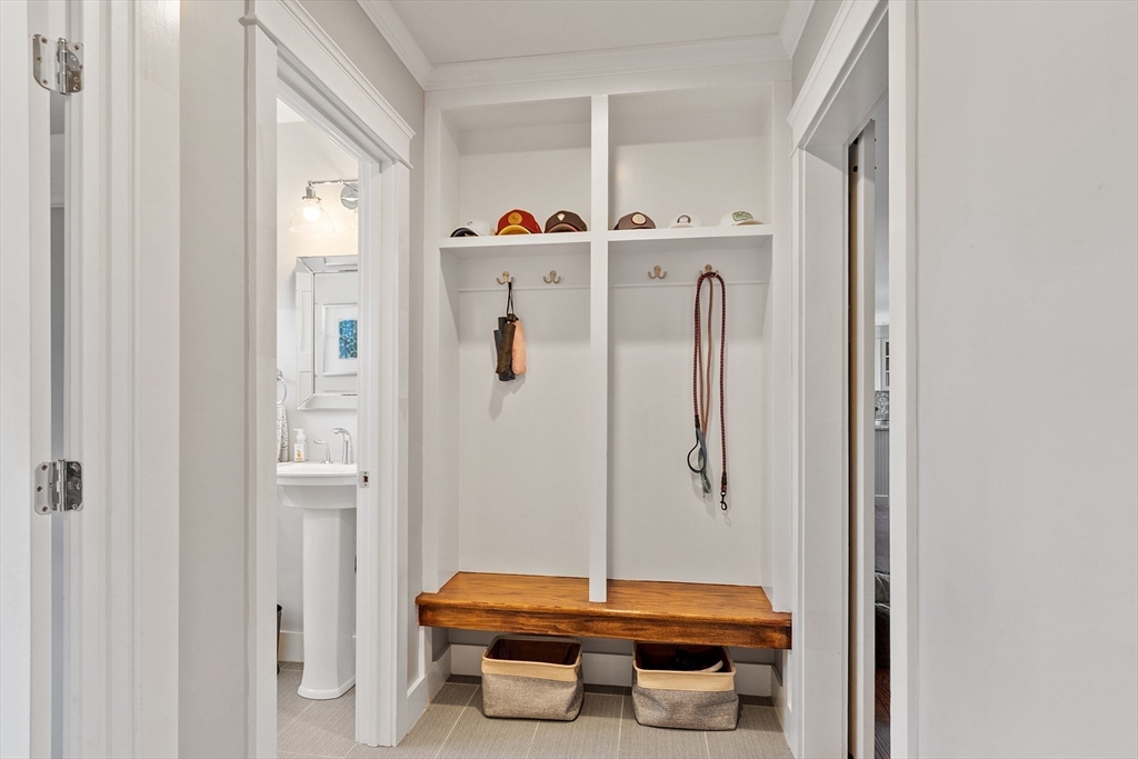 644 Old Bedford Road Concord, MA 01742 - Photo 6 of 25