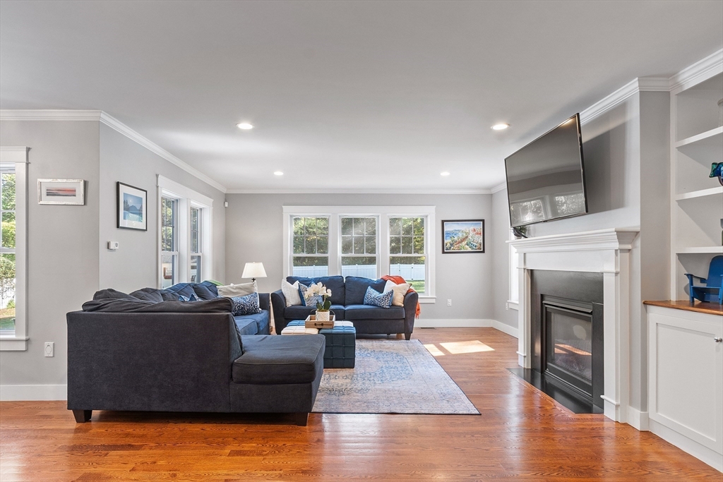 644 Old Bedford Road Concord, MA 01742 - Photo 7 of 25